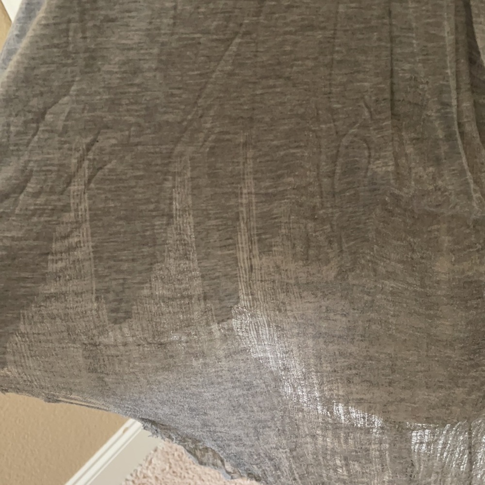 Benjamin Jay Sleeveless Top - Picture 2 of 5